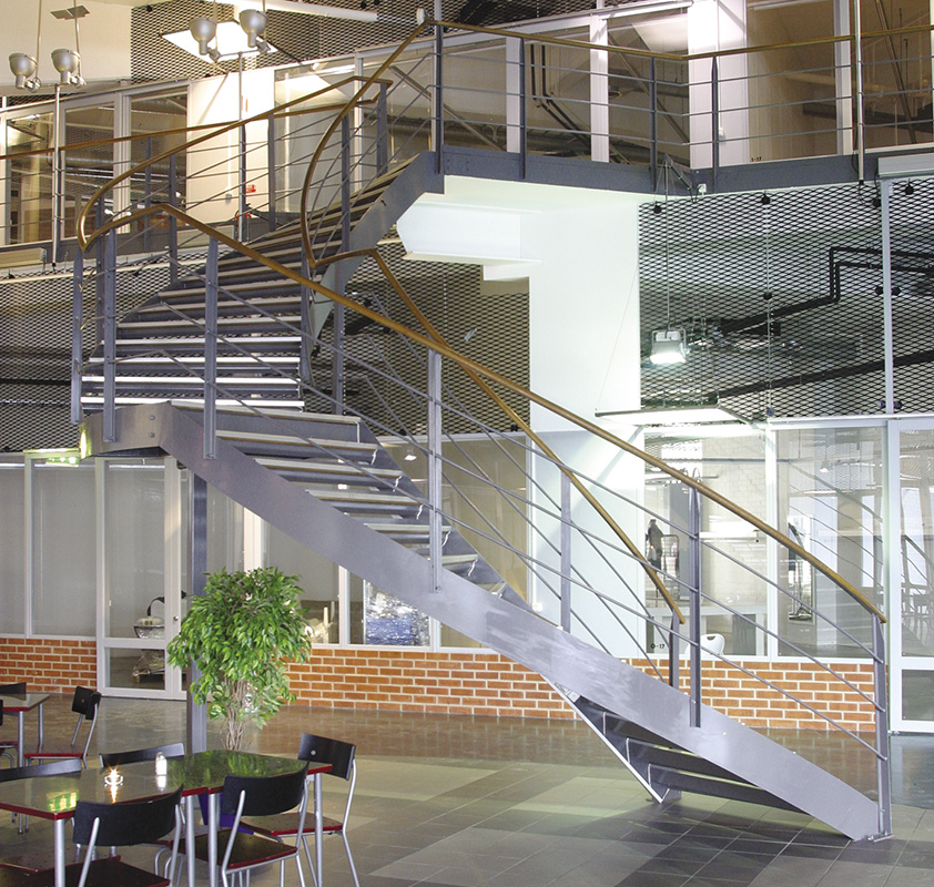 Vindeltrappor – Vindeltrappa inomhus