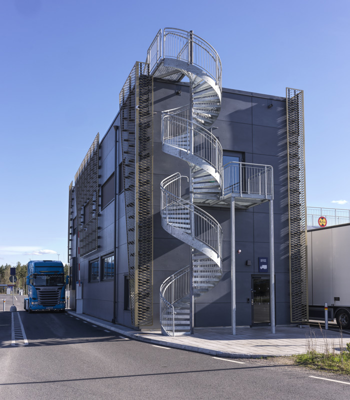 Elgiganten Logistik 700X800 2504 04172