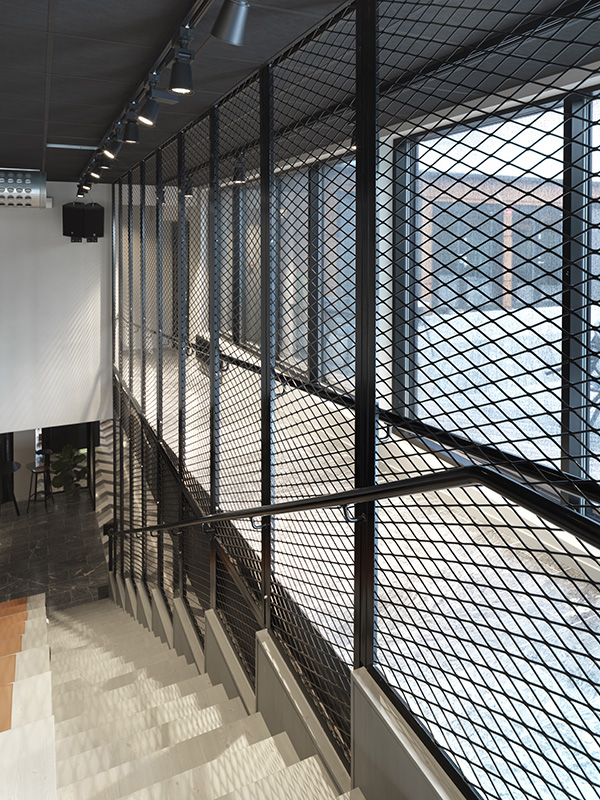 Sträckmetall – Primo The House Göteborg