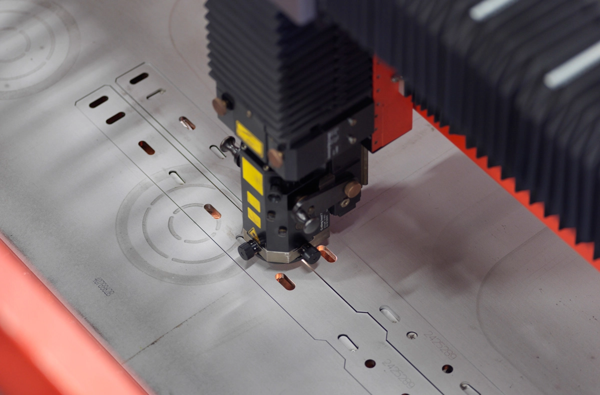 Platbearbetning Planlaserskarning Ag00003002 Lightbox 1