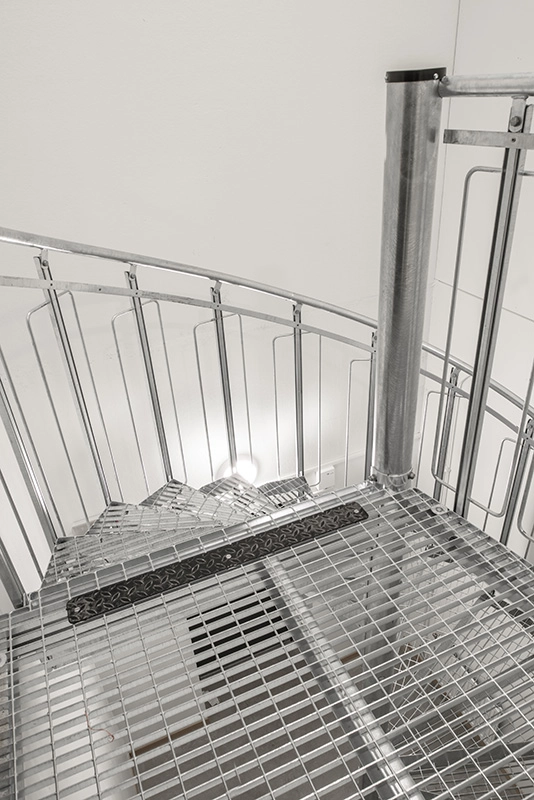 Spiraltrappa Kontrastmarkering Ag00002459 Lightbox 1