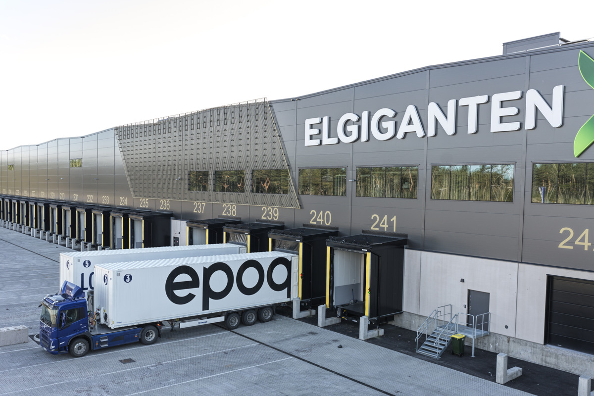 Elgiganten Logistik 1200X800 2504 04158 (1)