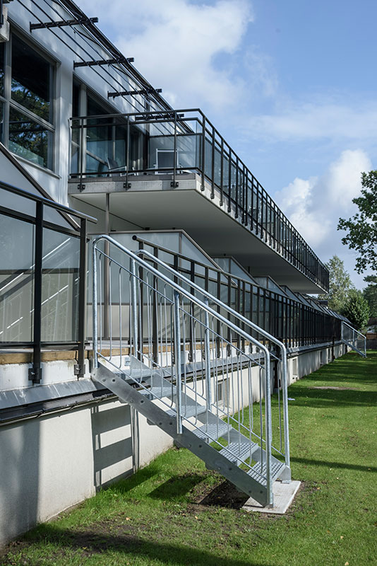 Riviera Ag00002312 Lightbox