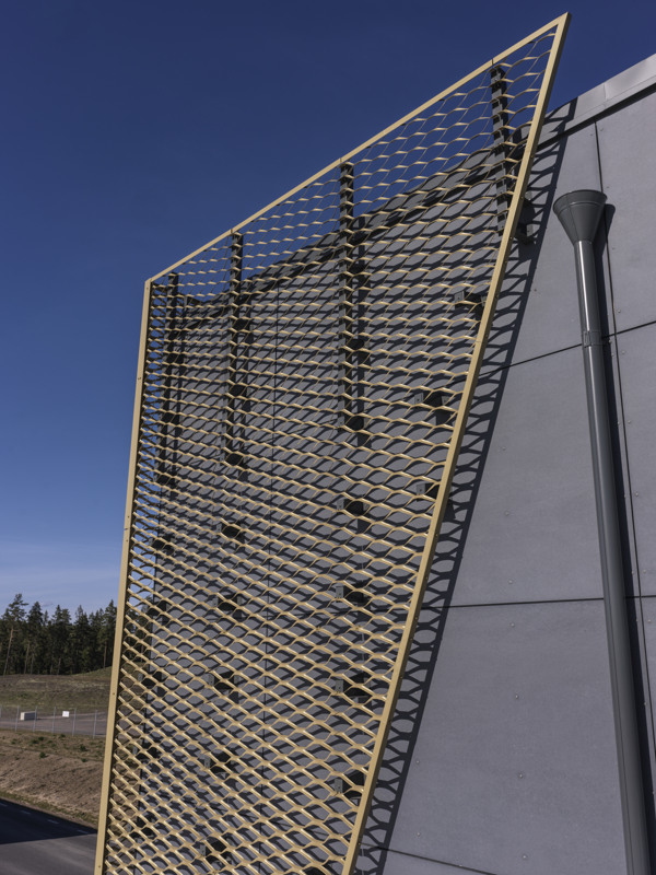 Elgiganten Logistik 600X800 2504 04175