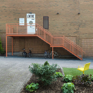 Raka trappor exteriört – Kv Renen Nässjö