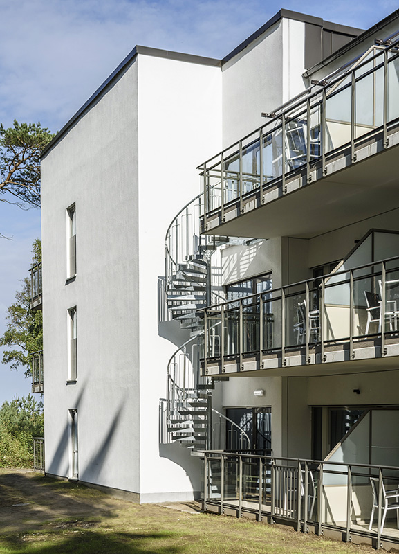 Spiraltrappor exteriört – Spiraltrappa med steg av gallerdurk